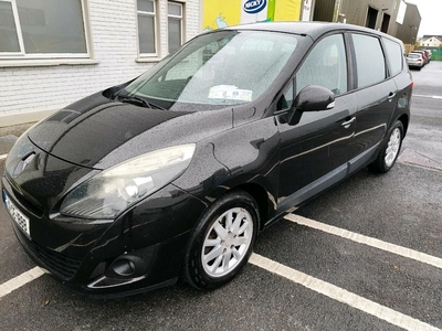 2010 - Renault Grand Scenic Manual