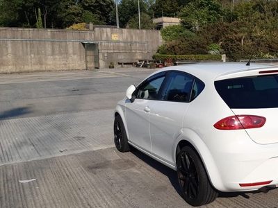 2010 - SEAT Leon Manual