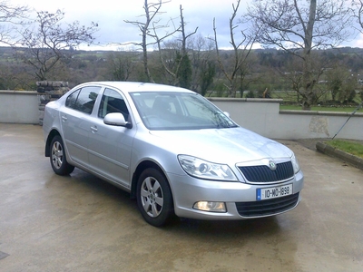 2010 - Skoda Octavia Manual