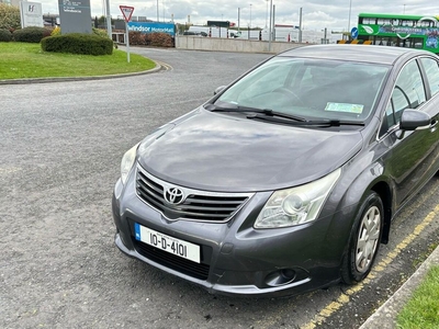 2010 - Toyota Avensis Manual