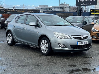 2010 - Vauxhall Astra