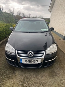 2010 - Volkswagen Jetta Manual