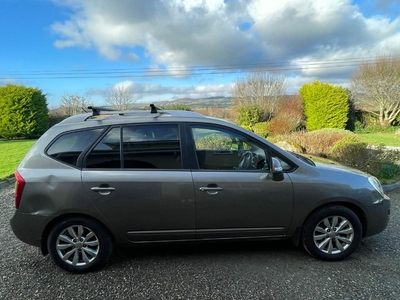 2011 - Kia Carens Manual