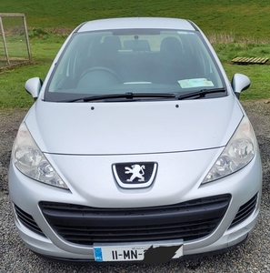 2011 - Peugeot 207 Manual