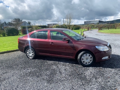 2011 - Skoda Octavia Manual