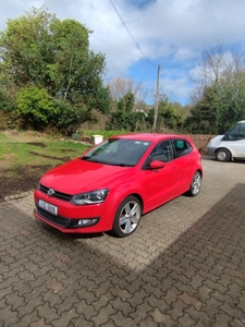 2011 - Volkswagen Polo Manual