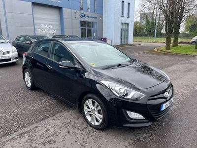 2012 - Hyundai i30 Manual