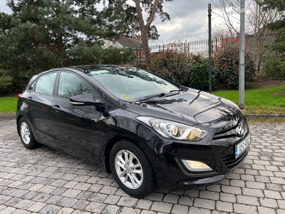 2012 - Hyundai i30 Manual