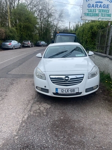 2012 - Opel Insignia Manual