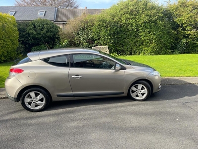 2012 - Renault Megane Manual