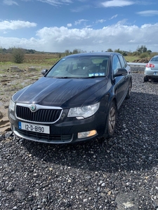 2012 - Skoda Superb Manual