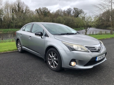 2012 - Toyota Avensis Manual