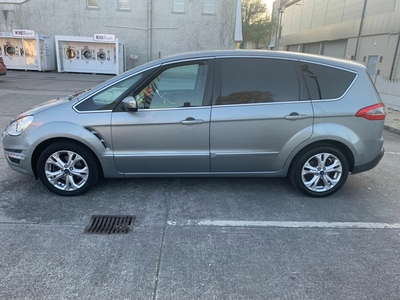 2013 - Ford S-MAX Manual