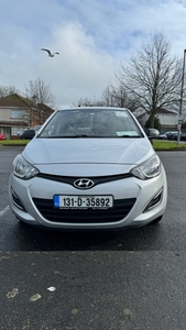 2013 - Hyundai i20 Manual