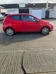 2013 - Hyundai i20 Manual