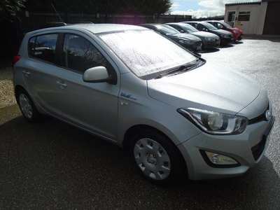 2013 - Hyundai i20 Manual