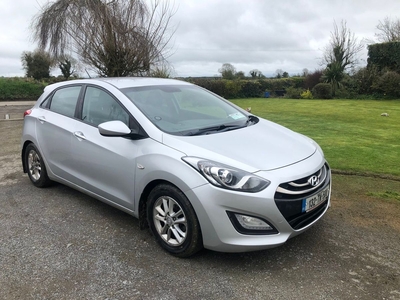 2013 - Hyundai i30 Manual