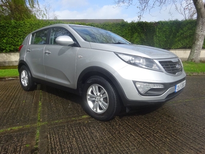 2013 - Kia Sportage Manual