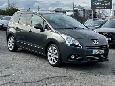 2013 - Peugeot 5008 Manual