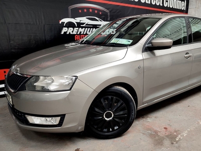 2013 - Skoda Rapid Manual