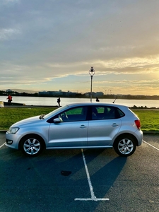 2013 - Volkswagen Polo Automatic