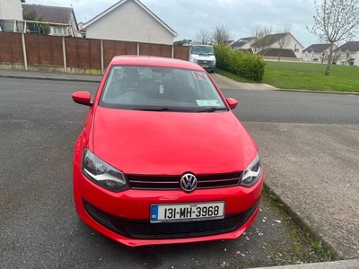 2013 - Volkswagen Polo Automatic