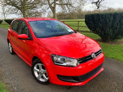 2013 - Volkswagen Polo Automatic