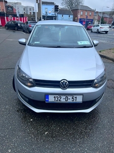 2013 - Volkswagen Polo Manual