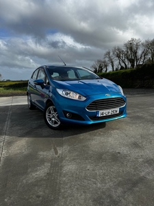 2014 - Ford Fiesta Manual