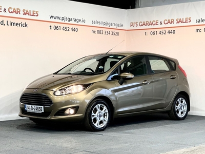 2014 - Ford Fiesta Manual