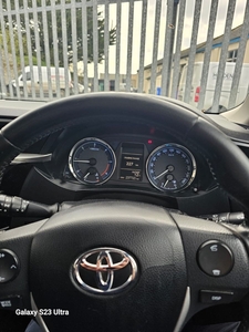 2014 - Toyota Corolla Manual