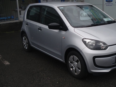 2014 - Volkswagen Up! Manual