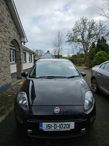 2015 - Fiat Punto Manual