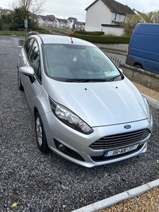 2015 - Ford Fiesta Manual