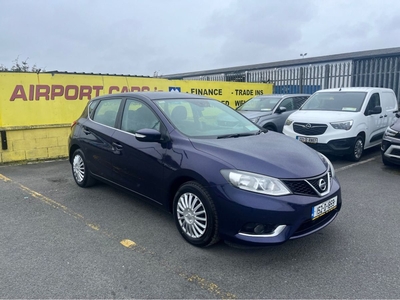 2015 - Nissan Pulsar Manual