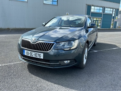 2015 - Skoda Superb Manual