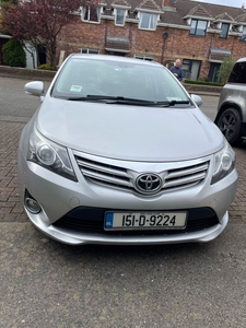 2015 - Toyota Avensis Manual