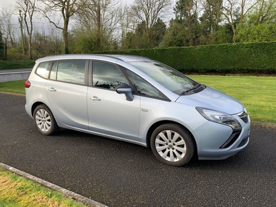 2015 - Vauxhall Zafira ---