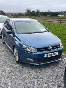 2015 - Volkswagen Polo Automatic