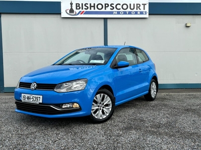 2015 - Volkswagen Polo Manual