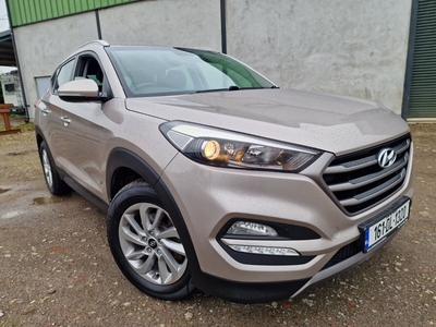 2016 - Hyundai Tucson Manual