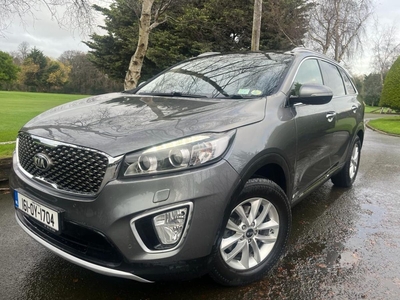 2016 - Kia Sorento Manual