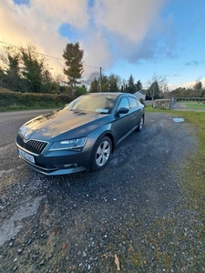 2016 - Skoda Superb Manual