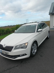 2016 - Skoda Superb Manual