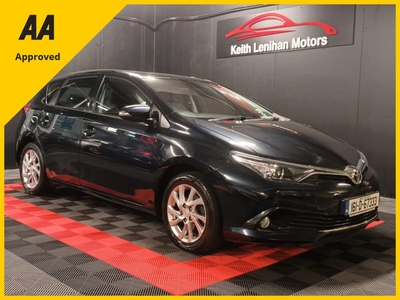 2016 - Toyota Auris Manual