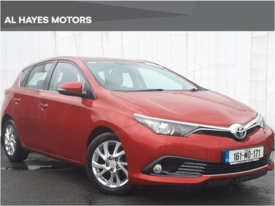 2016 - Toyota Auris Manual