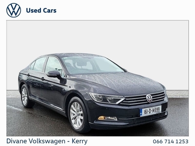 2016 - Volkswagen Passat Manual