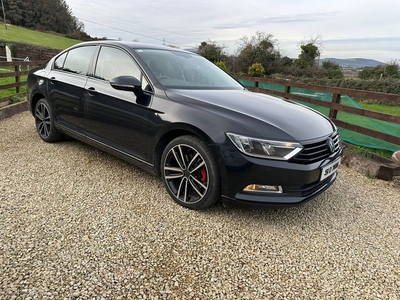 2016 - Volkswagen Passat Manual