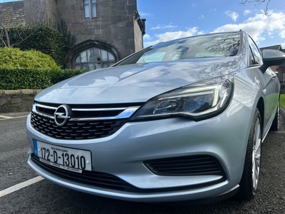 2017 - Opel Astra Manual