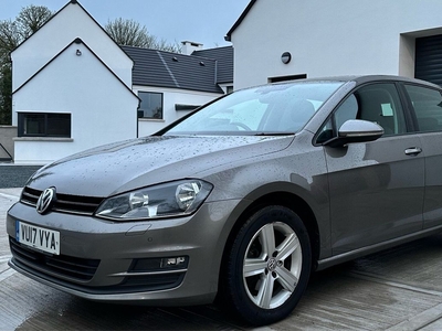 2017 - Volkswagen Golf Manual